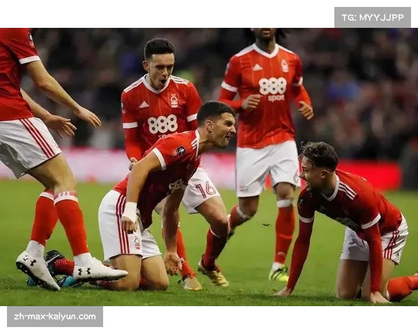 西汉姆联3比0诺丁汉森林英超联赛保级战况激烈 西汉姆联3比0诺丁汉森林英超联赛保级战况激烈